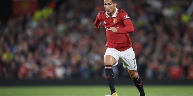 Cristiano Ronaldo'nun Al Nassr Macerası: 2 Yıllık Anlaşma Detayları Cristiano Ronaldo'nun Al Nassr Macerası: 2 Yıllık Anlaşma Detayları