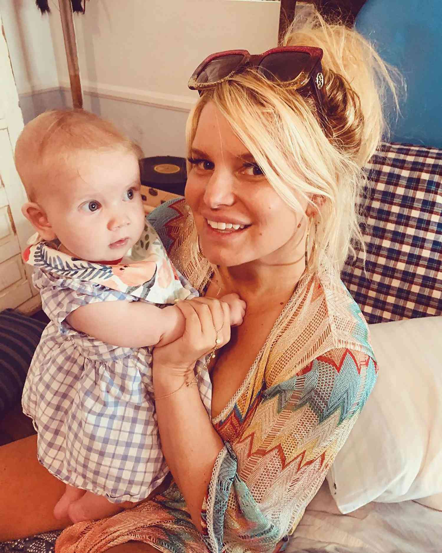 Cute! Jessica Simpson And 6-Year-Old Birdie In Matching Yellow Swimwear Cute! Jessica Simpson And 6-Year-Old Birdie In Matching Yellow Swimwear