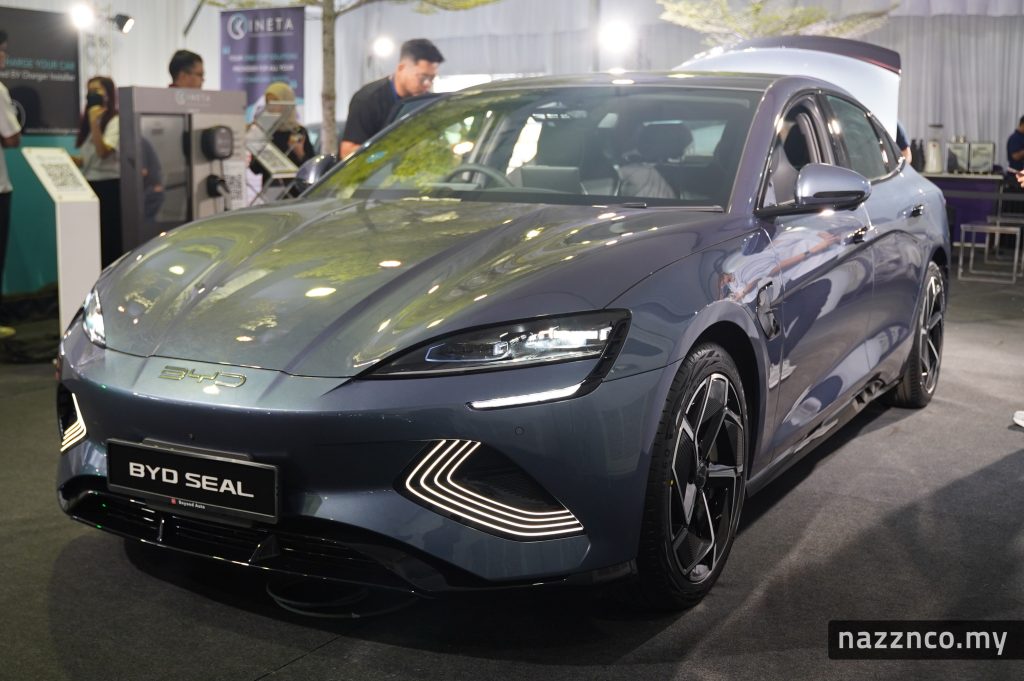 Dapatkan RM800 Kredit Cas Dengan Tempahan BYD EV Di MAS 2025 (9-15 Mei) – Nikmati Konsert Rentak Elektrik! Dapatkan RM800 Kredit Cas Dengan Tempahan BYD EV Di MAS 2025 (9-15 Mei) – Nikmati Konsert Rentak Elektrik!
