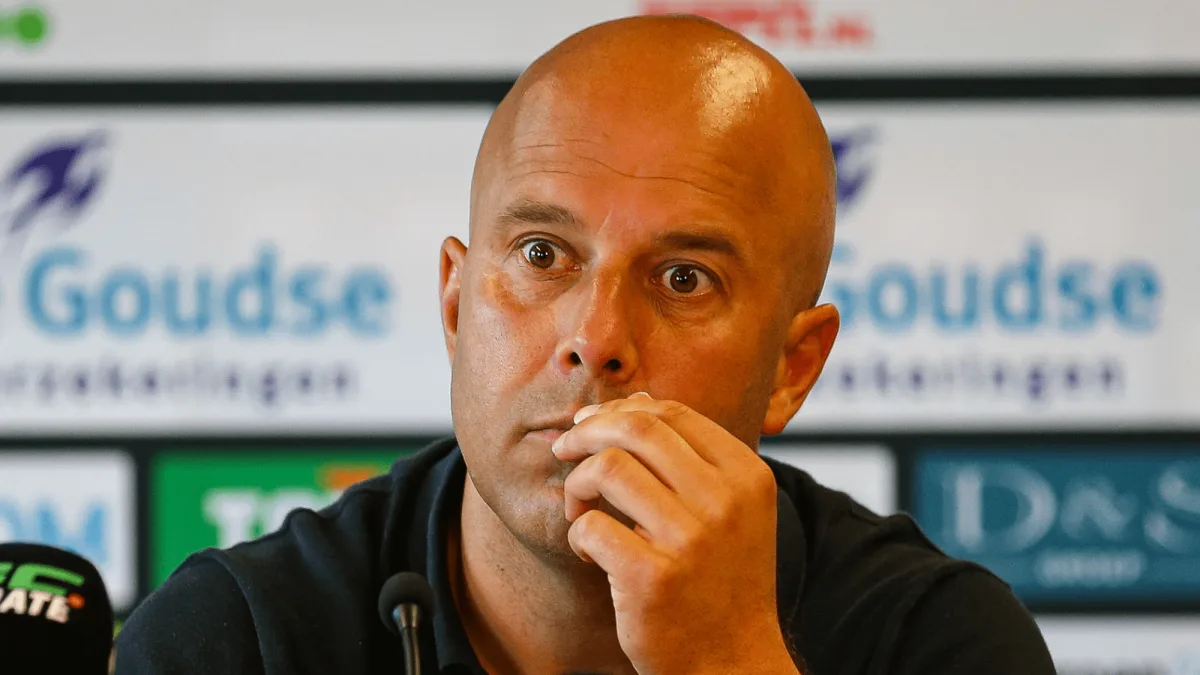 De Arne Slot-kwestie:  Past Hij Bij Ajax?