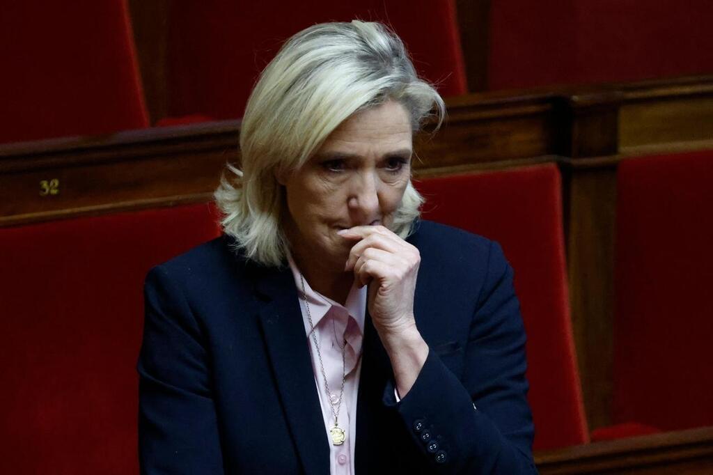 Débat Sur L'immunité De Marine Le Pen : Le Point De Vue De Laurent Jacobelli Débat Sur L'immunité De Marine Le Pen : Le Point De Vue De Laurent Jacobelli