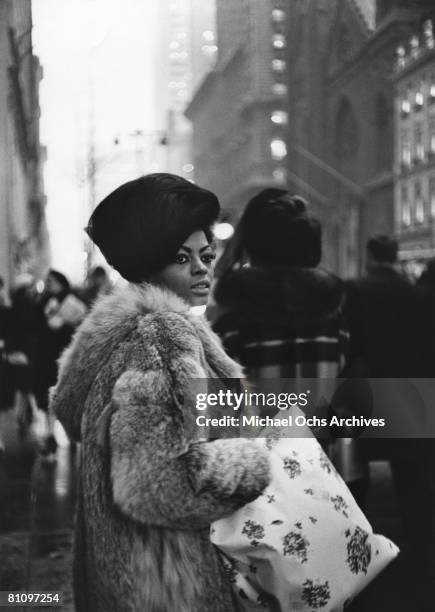 Diana Ross Announces No Retirement Plans During Recent New York City Performance Diana Ross Announces No Retirement Plans During Recent New York City Performance