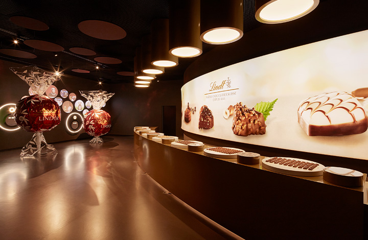 Discover Lindt's New Chocolate Paradise: A Central London Experience Discover Lindt's New Chocolate Paradise: A Central London Experience