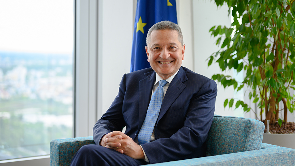 ECB Tarifelere Karşı Yeni Uyarı Yayınladı ECB Tarifelere Karşı Yeni Uyarı Yayınladı