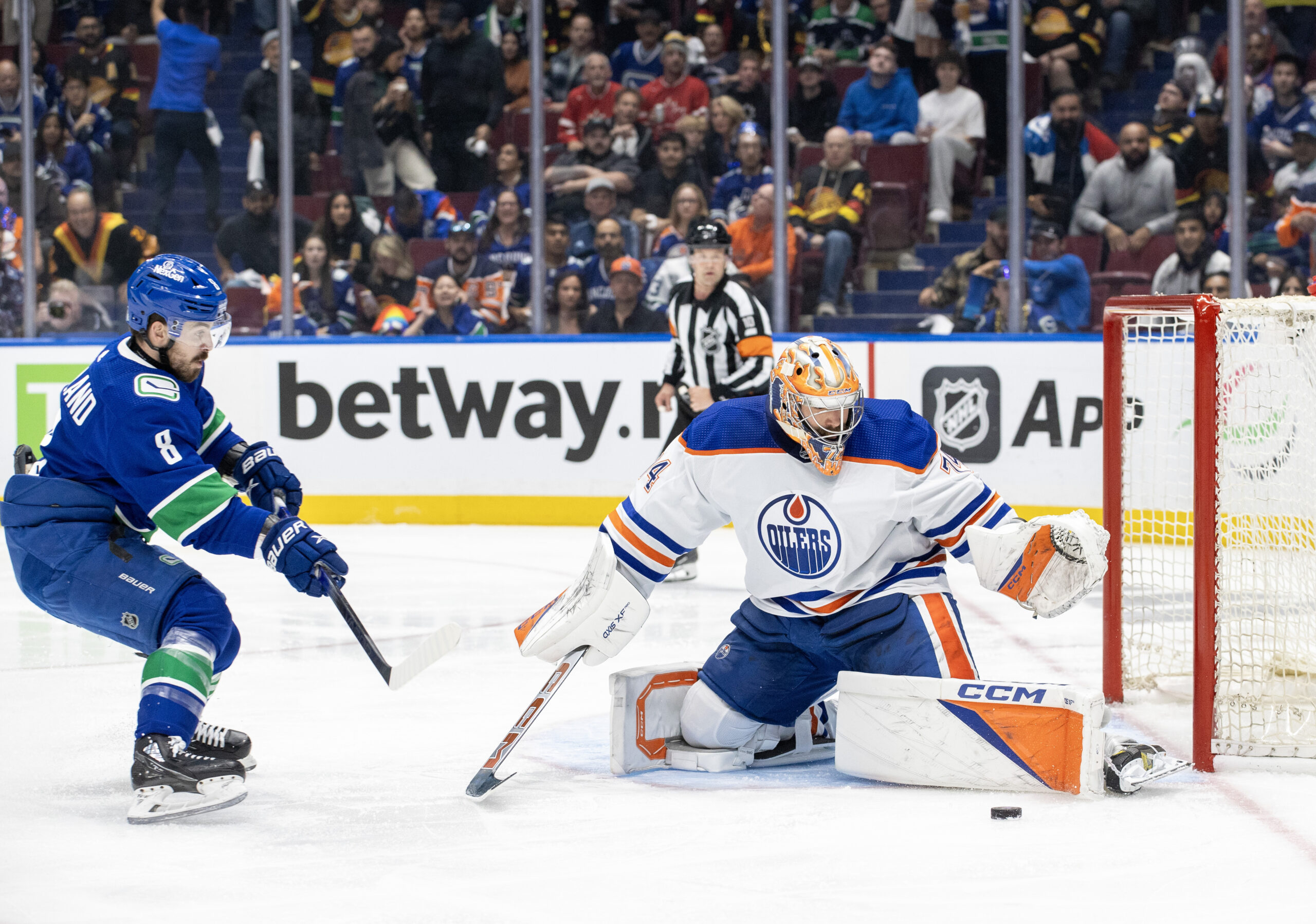 Edmonton Oilers Projected To Win Against Los Angeles Kings: Betting Analysis Edmonton Oilers Projected To Win Against Los Angeles Kings: Betting Analysis