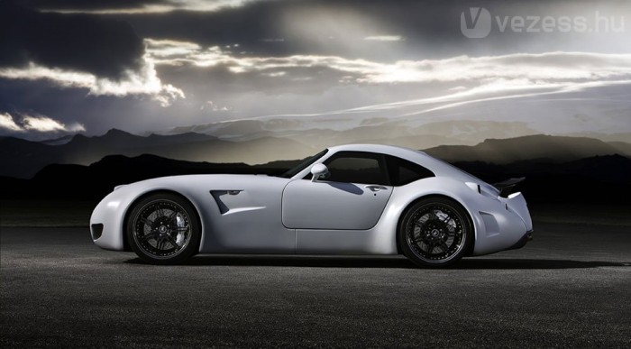 Egyedülálló Porsche: F1 Motorral Felszerelt Sportkocsi Egyedülálló Porsche: F1 Motorral Felszerelt Sportkocsi