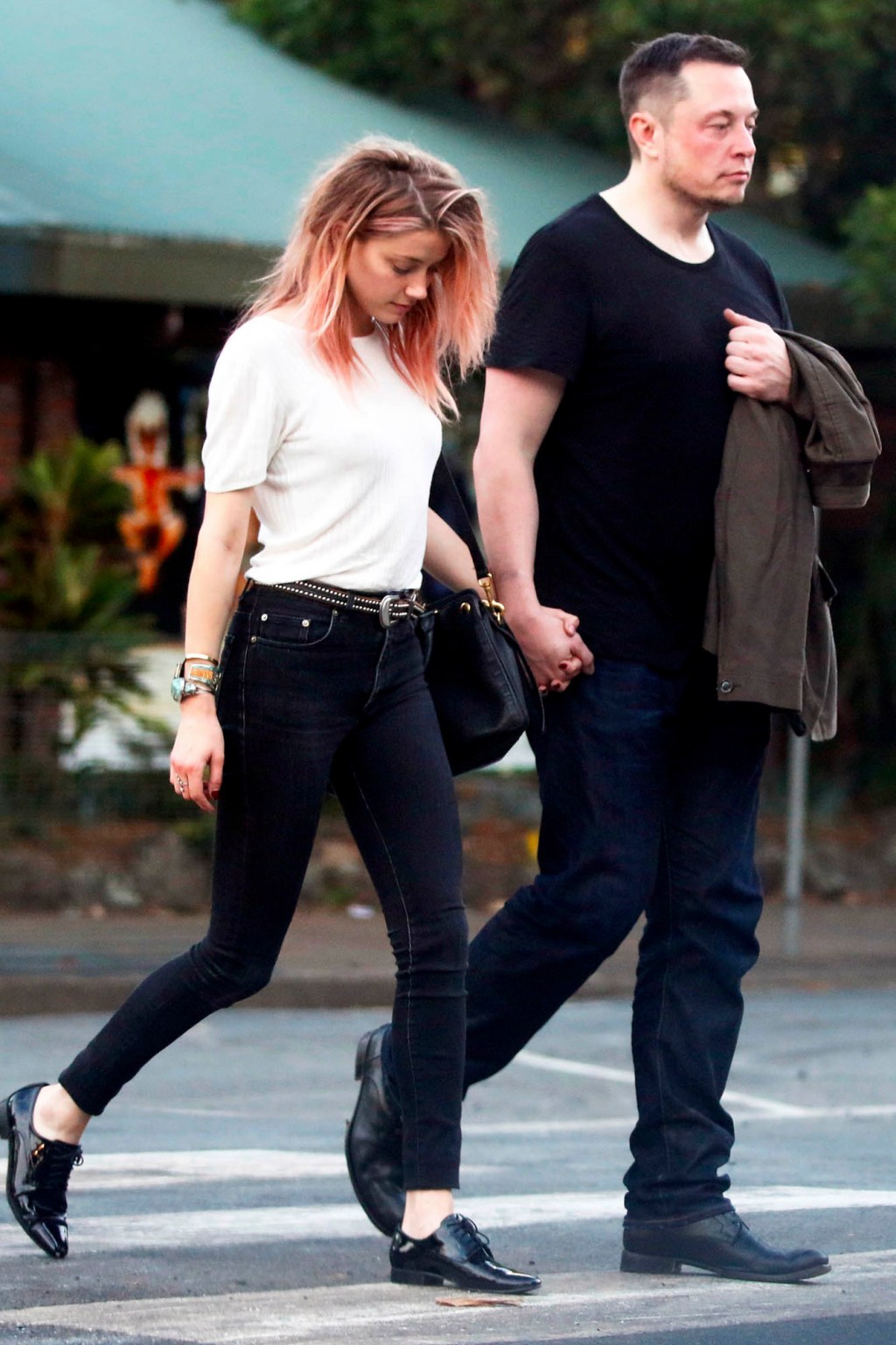 Elon Musk And Amber Heard: Twins After Embryo Dispute? Elon Musk And Amber Heard: Twins After Embryo Dispute?