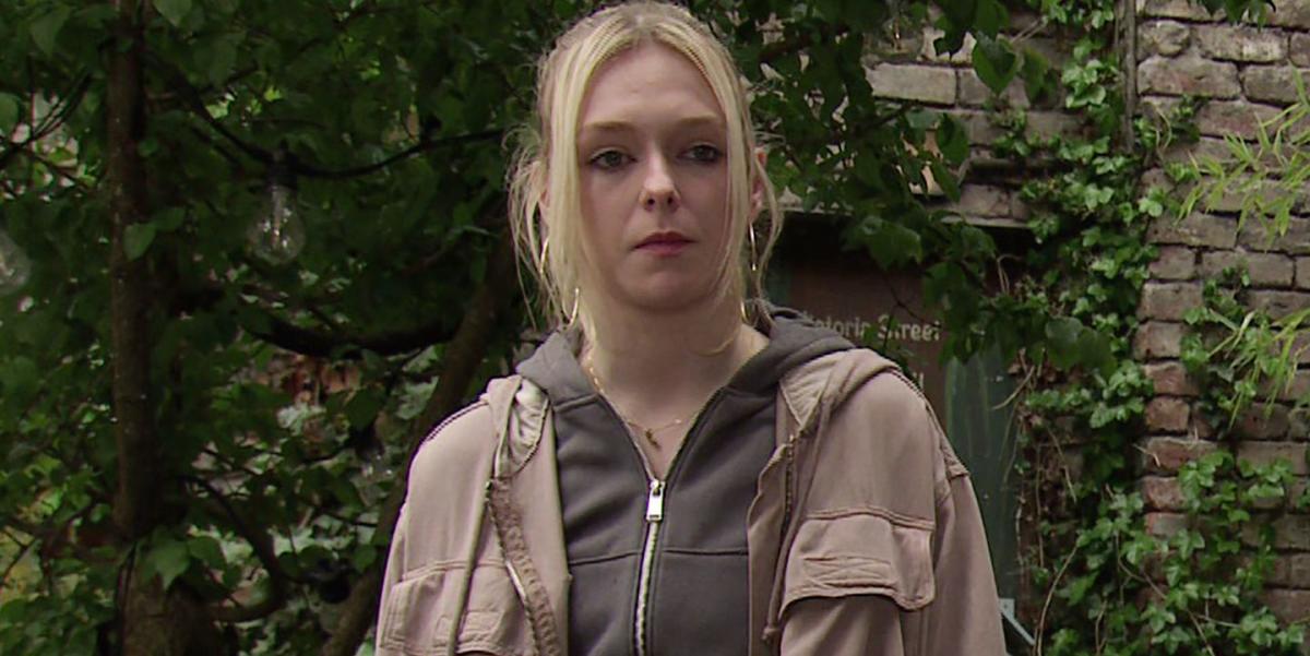 Emotional Goodbye: Coronation Street Star Reveals All About Their Exit Emotional Goodbye: Coronation Street Star Reveals All About Their Exit