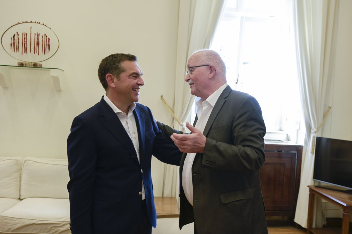 Ενατένισις Και Συντριβή: Αναλύοντας Τις Αιτίες Και Τις Επιπτώσεις Ενατένισις Και Συντριβή: Αναλύοντας Τις Αιτίες Και Τις Επιπτώσεις