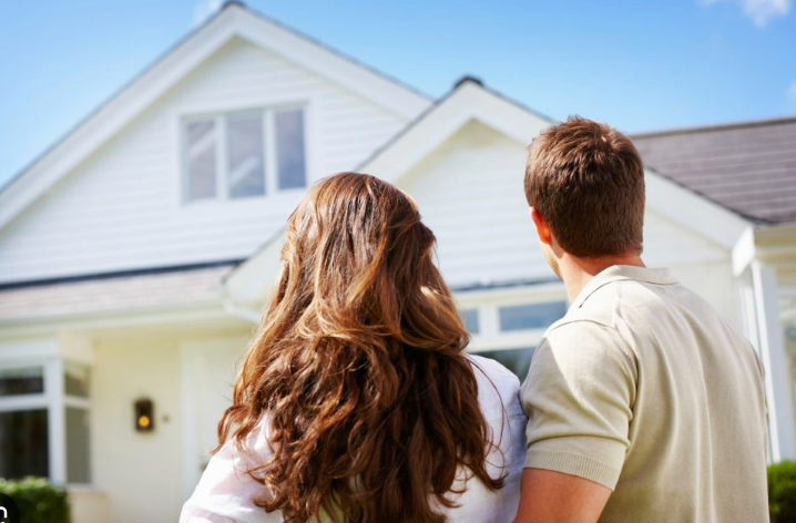 Escape To The Country: Finding Your Dream Home Under £1 Million Escape To The Country: Finding Your Dream Home Under £1 Million