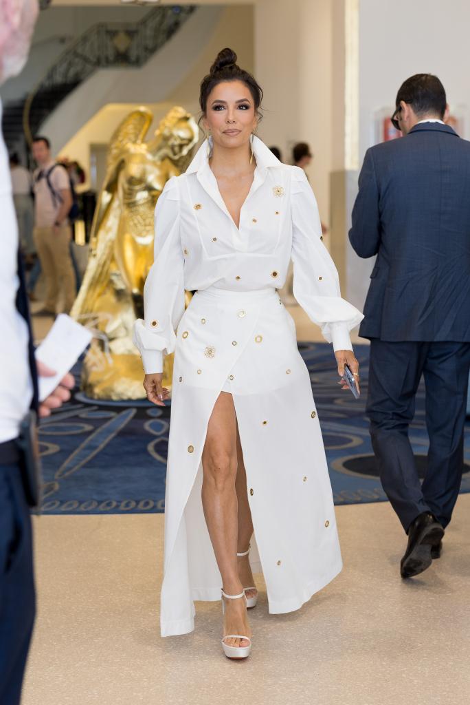 Eva Longoria Dazzles In Strapless Dress At Disney Film Promotion Event Eva Longoria Dazzles In Strapless Dress At Disney Film Promotion Event
