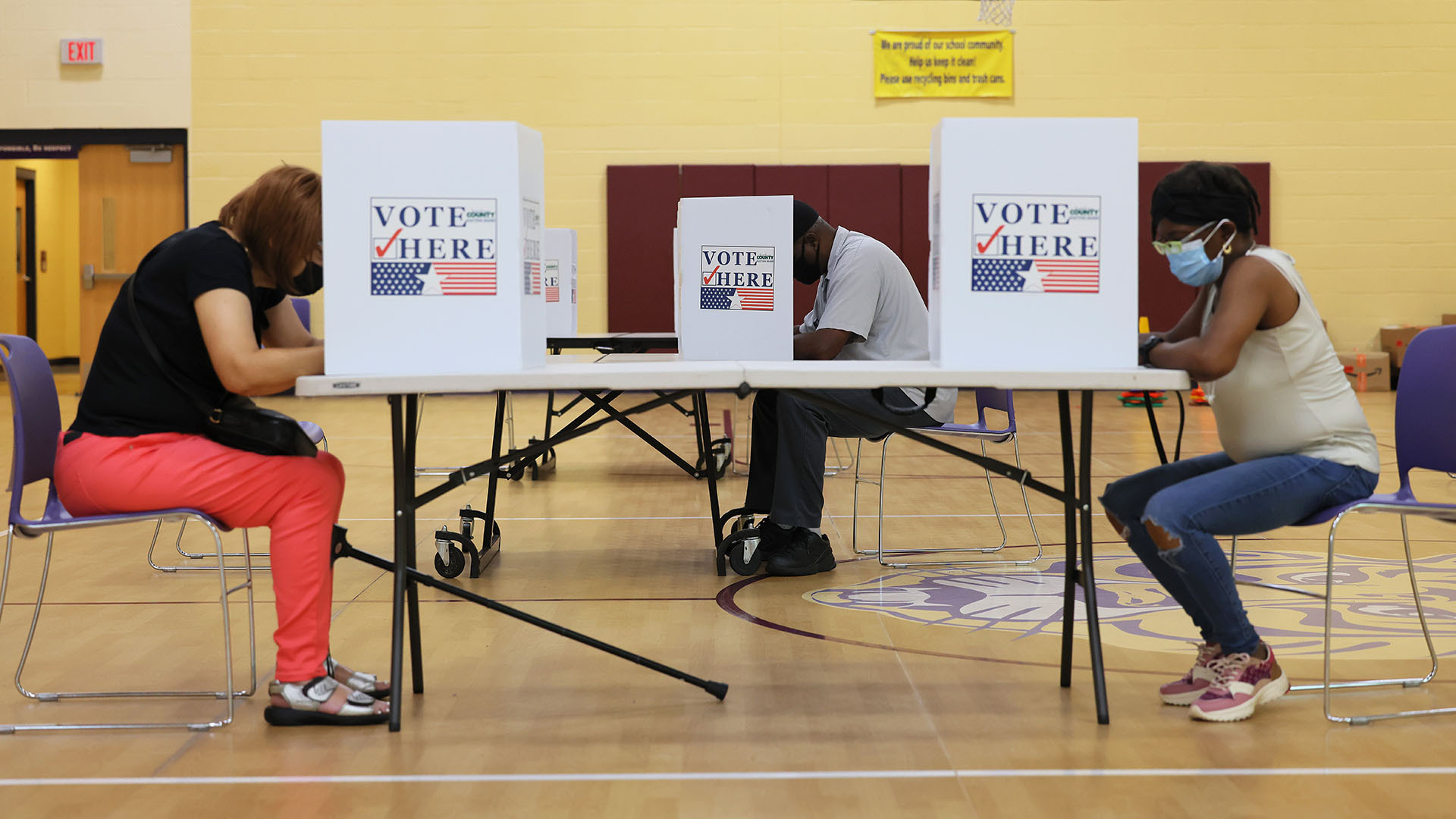 Examining Voter Participation: Lessons From Florida And Wisconsin's Recent Elections Examining Voter Participation: Lessons From Florida And Wisconsin's Recent Elections