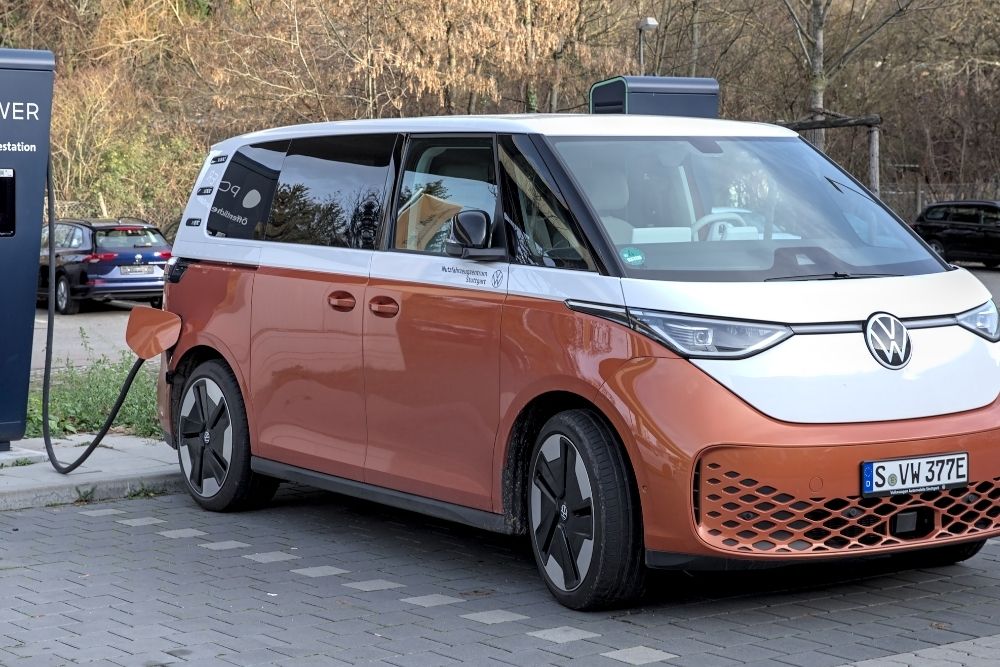 Exclusive: Ford And Nissan Collaborate On Battery Plant Amidst EV Slowdown Exclusive: Ford And Nissan Collaborate On Battery Plant Amidst EV Slowdown