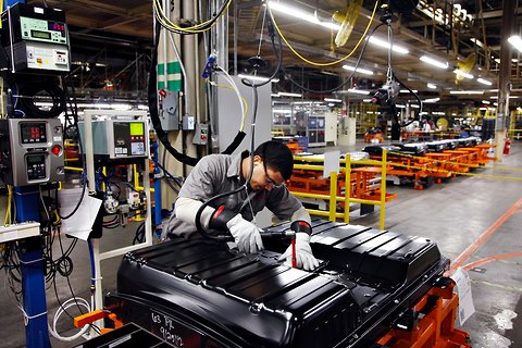 Exclusive Report: Ford's EV Pullback And The Nissan Battery Plant Collaboration Exclusive Report: Ford's EV Pullback And The Nissan Battery Plant Collaboration