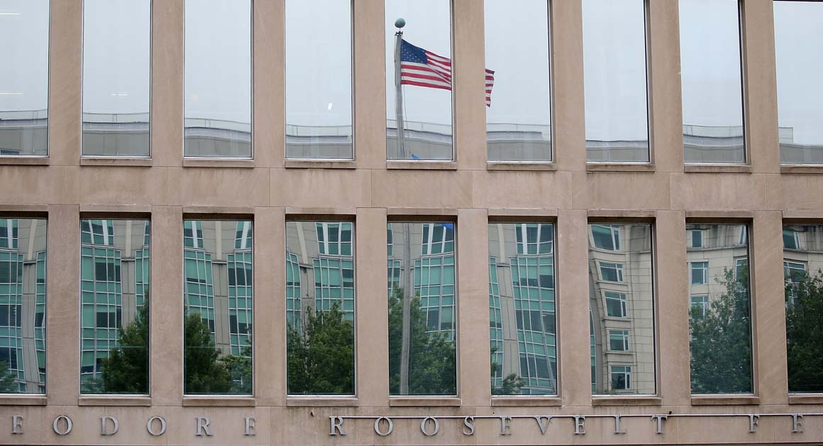 Exec Office365 Breach Nets Millions For Hacker, FBI Says Exec Office365 Breach Nets Millions For Hacker, FBI Says