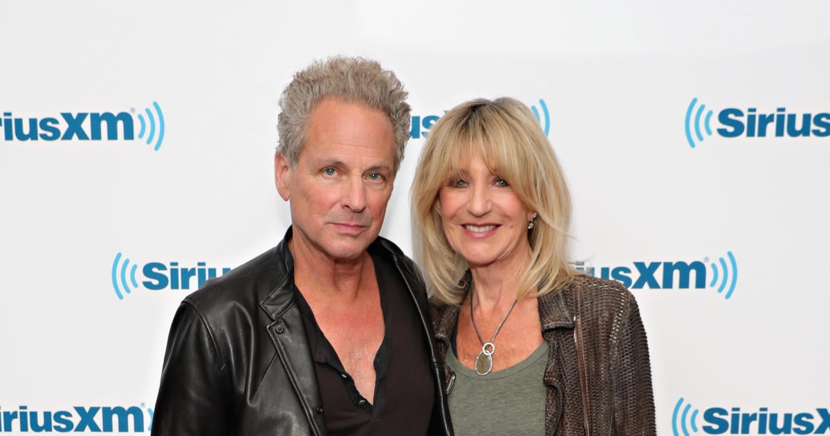 Exploring Fleetwood Mac's Massive Catalog: Why Their Music Remains Popular Exploring Fleetwood Mac's Massive Catalog: Why Their Music Remains Popular
