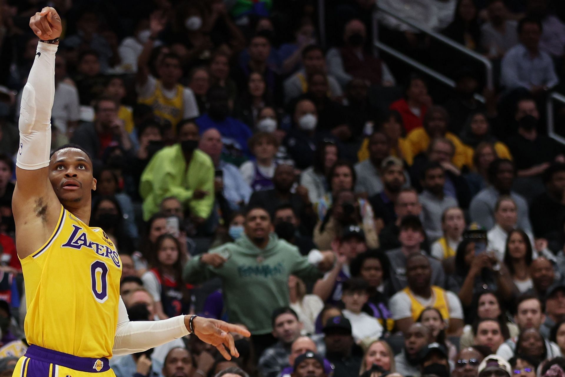 Fan Reactions: Russell Westbrook's Game Performance In Nuggets-Warriors Matchup Fan Reactions: Russell Westbrook's Game Performance In Nuggets-Warriors Matchup