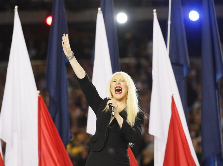 Fans Accuse Christina Aguilera Of Excessive Photoshopping In New Pictures Fans Accuse Christina Aguilera Of Excessive Photoshopping In New Pictures