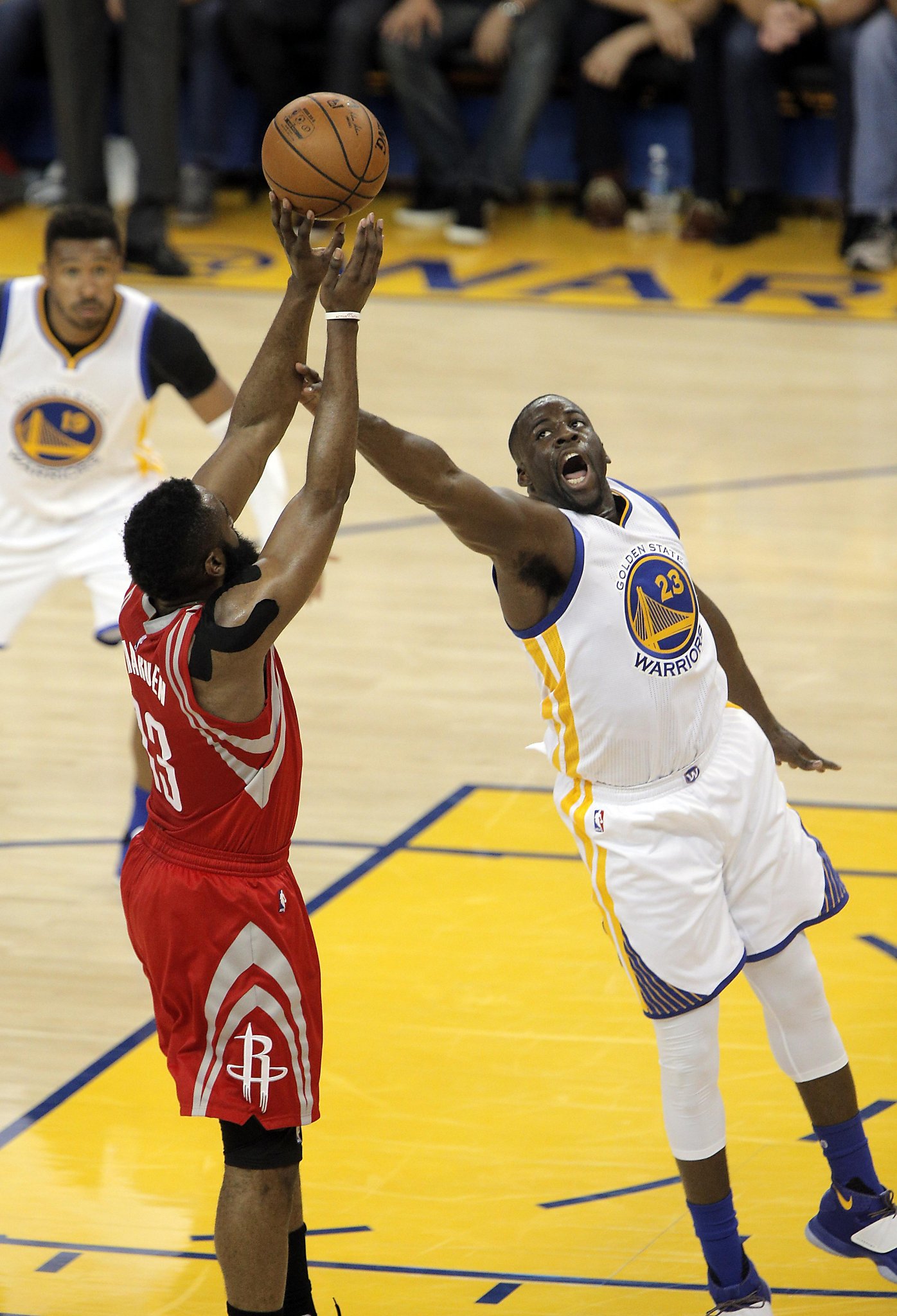 Fast-Paced Warriors Face Defensive Test From The Rockets Fast-Paced Warriors Face Defensive Test From The Rockets