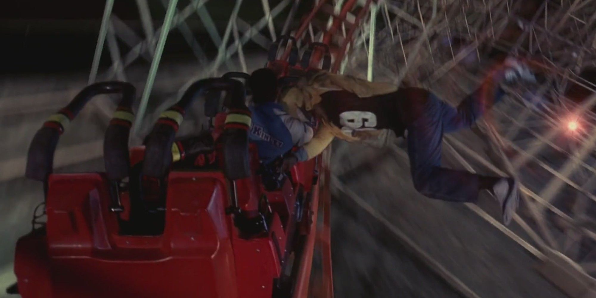 Final Destination: Iconic Death Sequence Makes A Comeback Final Destination: Iconic Death Sequence Makes A Comeback