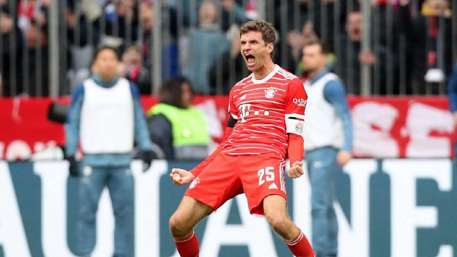 Final Home Game Victory: Bayern And Muller Celebrate Championship Success Final Home Game Victory: Bayern And Muller Celebrate Championship Success
