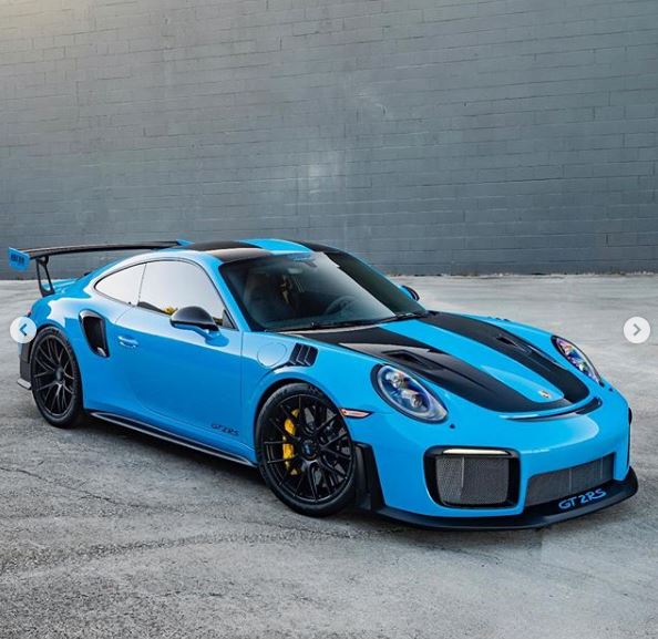 Find Your Dream Car: PTS Riviera Blue Porsche 911 S/T Find Your Dream Car: PTS Riviera Blue Porsche 911 S/T