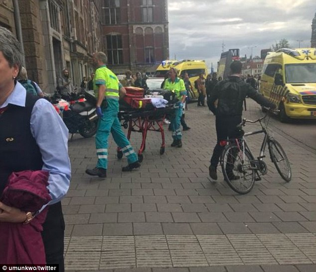 Five Wounded In Amsterdam Hotel Knife Attack; Police Conduct Raid Five Wounded In Amsterdam Hotel Knife Attack; Police Conduct Raid
