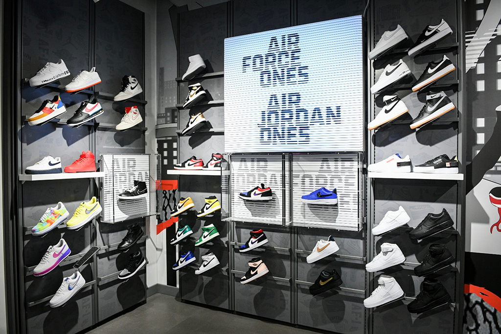 Foot Locker Earnings: A Positive Sign For Nike's Recovery Foot Locker Earnings: A Positive Sign For Nike's Recovery