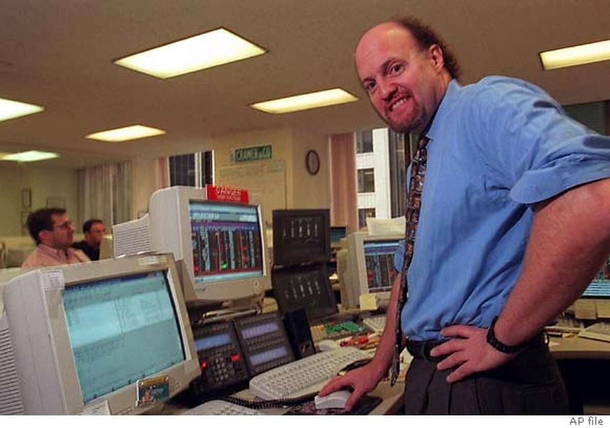 Foot Locker (FL) Stock: A Deep Dive Based On Jim Cramer's Analysis
