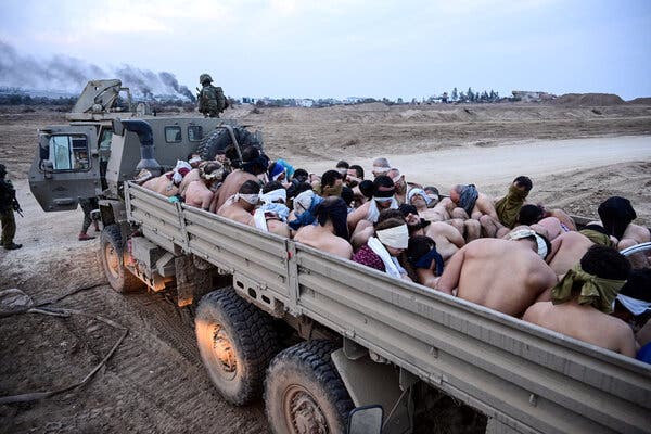 Former Israeli Female Soldiers Demand Gaza Captive Release