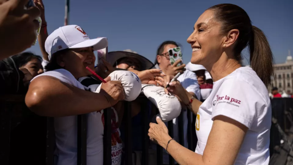Fotos: Así Se Vivió La Emocionante Clase Nacional De Boxeo En El Zócalo Fotos: Así Se Vivió La Emocionante Clase Nacional De Boxeo En El Zócalo