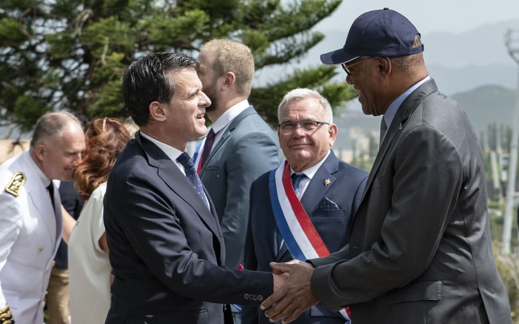 French Minister Valls' New Caledonia Trip: A Call For Accountability French Minister Valls' New Caledonia Trip: A Call For Accountability