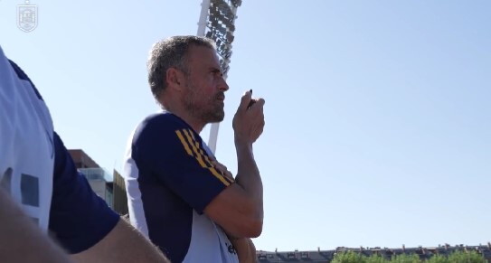 Futbolli: Luis Enrique Bën Pastrimin Në PSG, Largohen Pesë Yje Futbolli: Luis Enrique Bën Pastrimin Në PSG, Largohen Pesë Yje