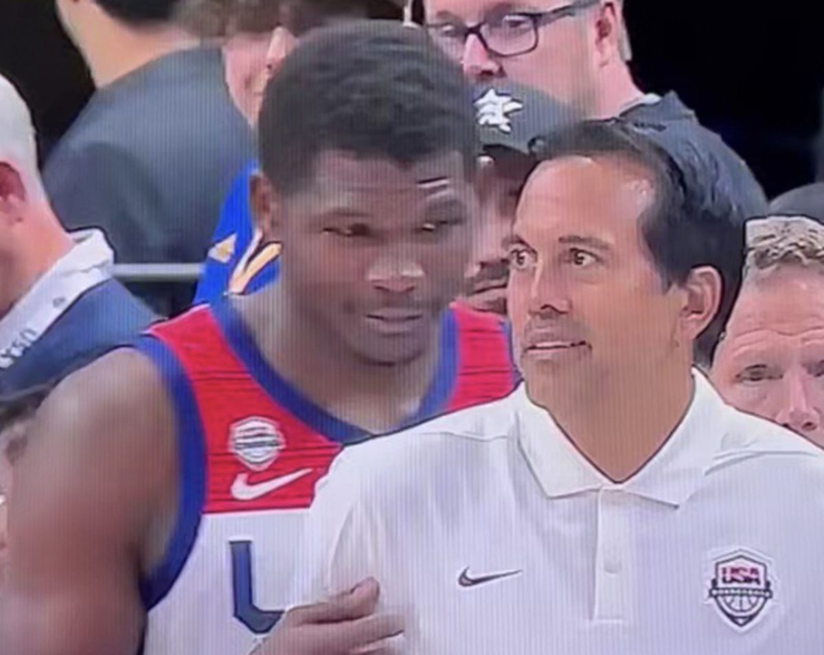 Game Night Heat: Anthony Edwards And Lakers Center Exchange Shoves Game Night Heat: Anthony Edwards And Lakers Center Exchange Shoves