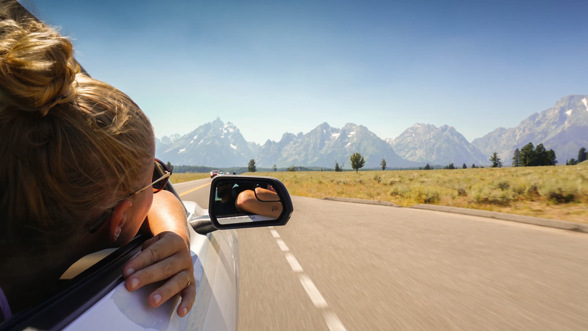 Gas Prices Set To Plummet For Memorial Day Weekend Gas Prices Set To Plummet For Memorial Day Weekend