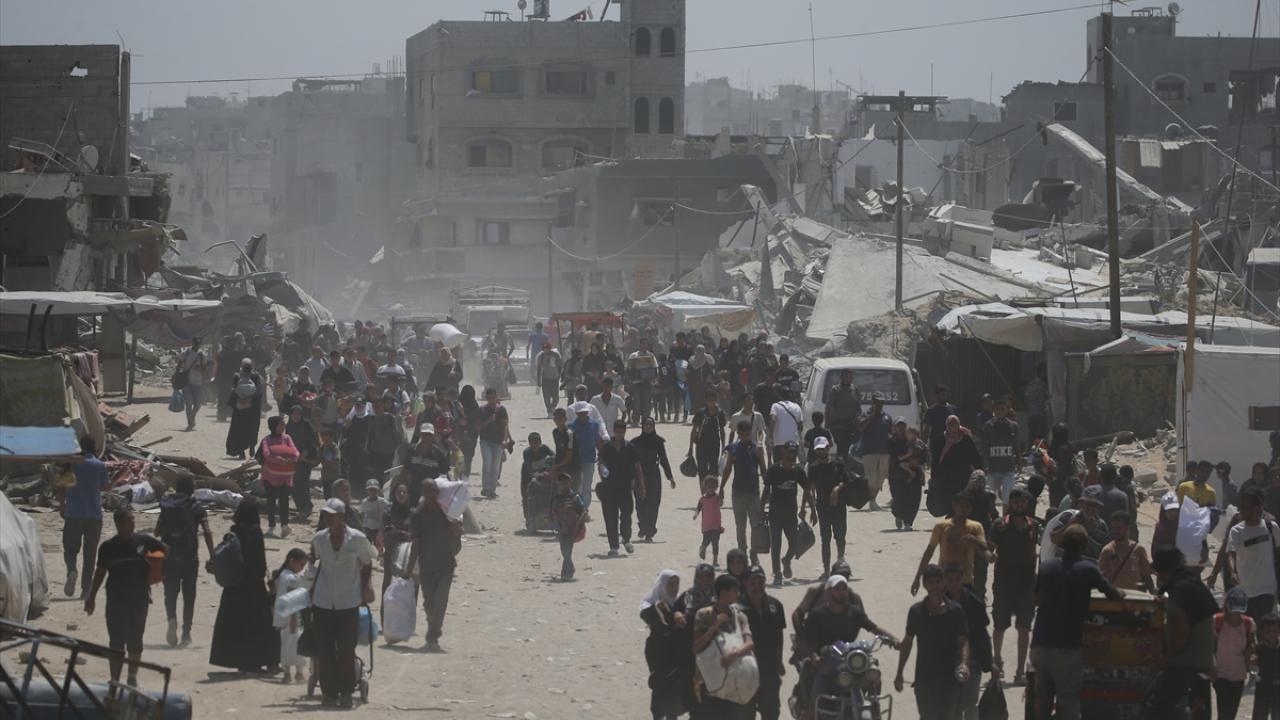 Gazze'de Yerinden Edilen Filistinlilerin Günlük Yaşamı Ve Mücadelesi Gazze'de Yerinden Edilen Filistinlilerin Günlük Yaşamı Ve Mücadelesi