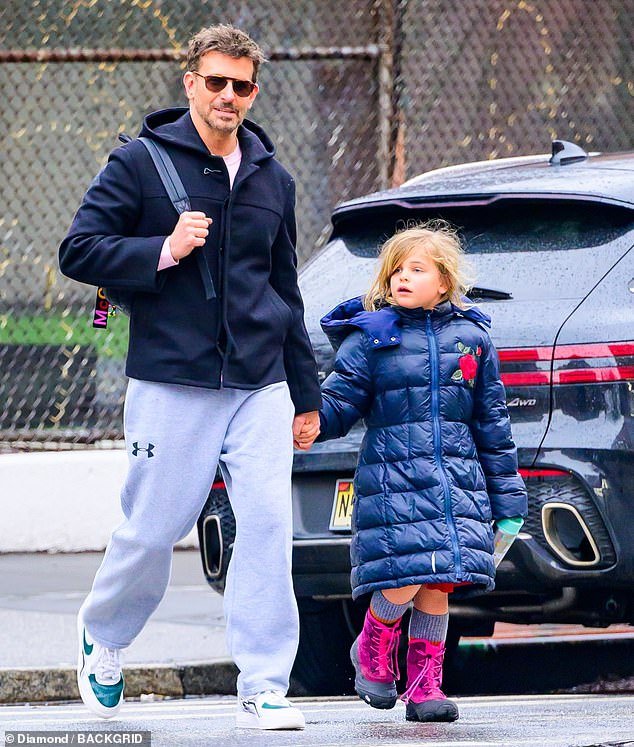 Gigi Hadid's 30th Birthday: Public Display Of Affection With Bradley Cooper Gigi Hadid's 30th Birthday: Public Display Of Affection With Bradley Cooper