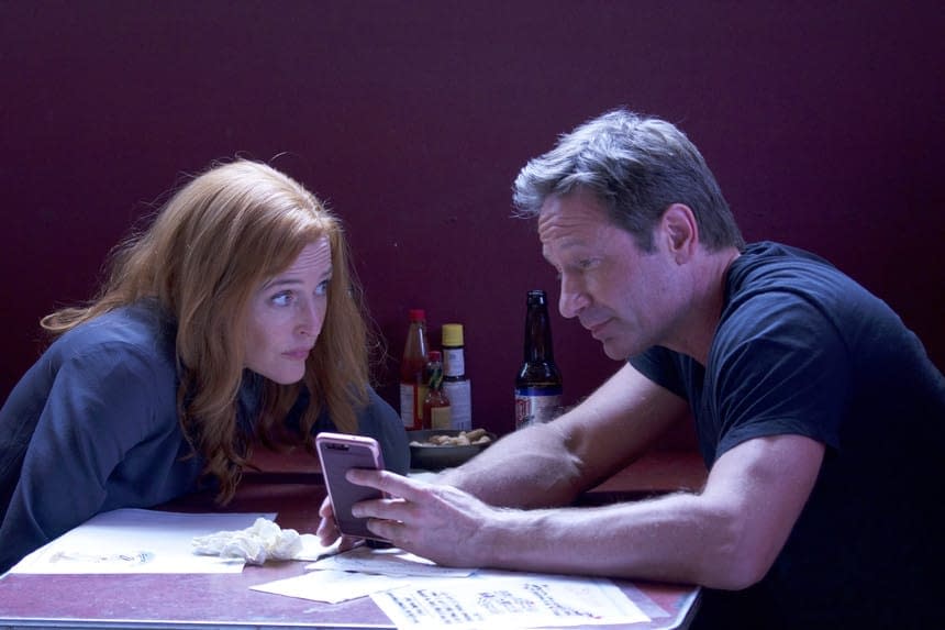 Gillian Anderson In Talks For The X-Files Reboot Gillian Anderson In Talks For The X-Files Reboot