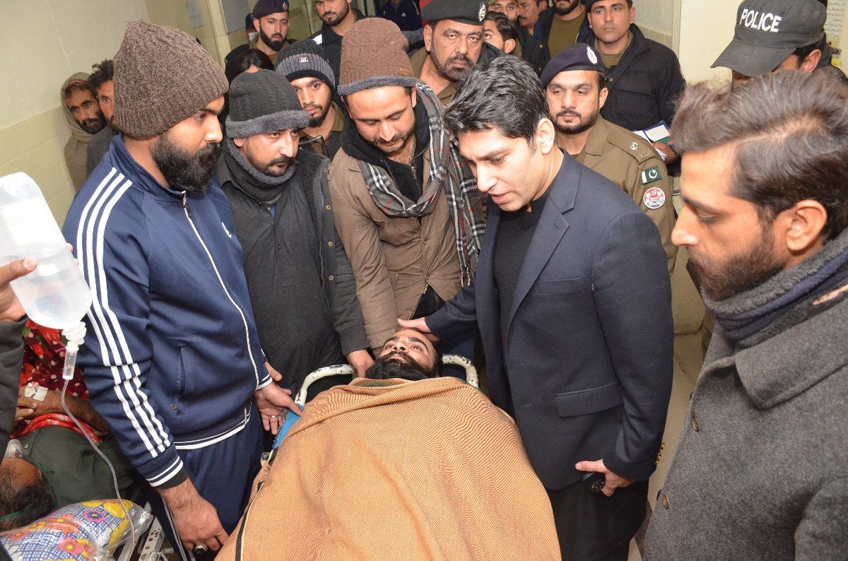 گجرانوالہ: دیرینہ دشمنی، فائرنگ کا واقعہ، 5 افراد ہلاک، ملزم پولیس مقابلے میں ہلاک گجرانوالہ: دیرینہ دشمنی، فائرنگ کا واقعہ، 5 افراد ہلاک، ملزم پولیس مقابلے میں ہلاک