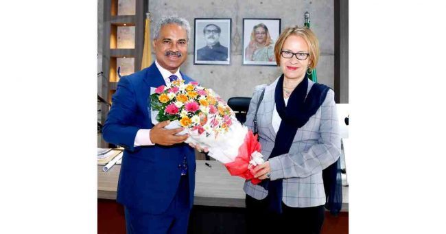 Government's Commitment To Smooth LDC Graduation: Commerce Advisor's Statement Government's Commitment To Smooth LDC Graduation: Commerce Advisor's Statement