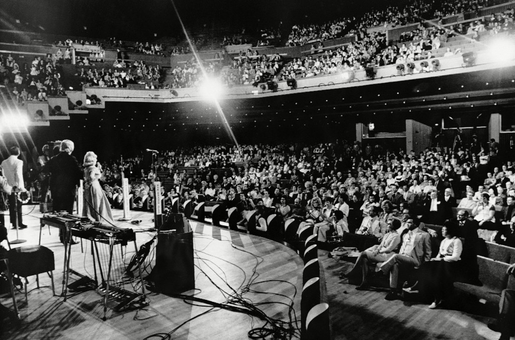 Grand Ole Opry Makes History With Royal Albert Hall Performance Grand Ole Opry Makes History With Royal Albert Hall Performance