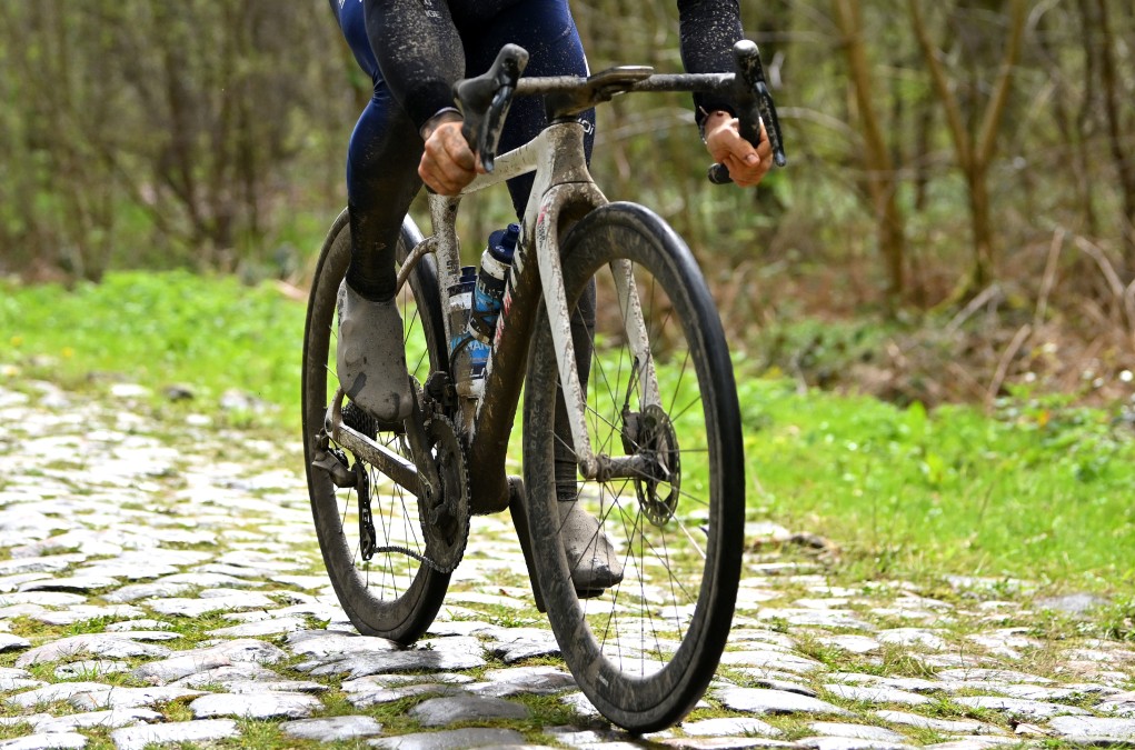 Gravel Tech At Paris-Roubaix 2025: Massive Tyres & Clever Hacks Gravel Tech At Paris-Roubaix 2025: Massive Tyres & Clever Hacks