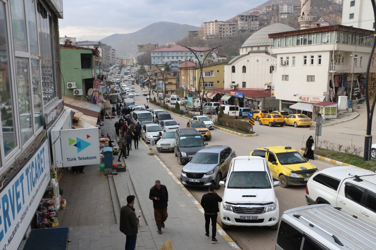 Hakkari'deki Hakim Ve Savcılar İçin Özel İftar Yemeği Hakkari'deki Hakim Ve Savcılar İçin Özel İftar Yemeği