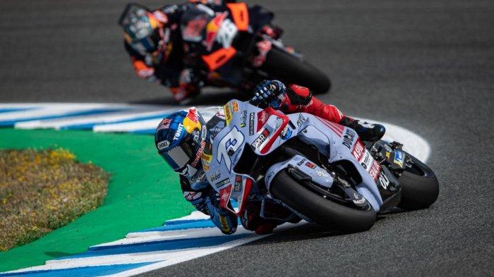 Hasil FP1 MotoGP Inggris: Marquez Tercepat, Motor Mogok Akhiri Sesi Hasil FP1 MotoGP Inggris: Marquez Tercepat, Motor Mogok Akhiri Sesi