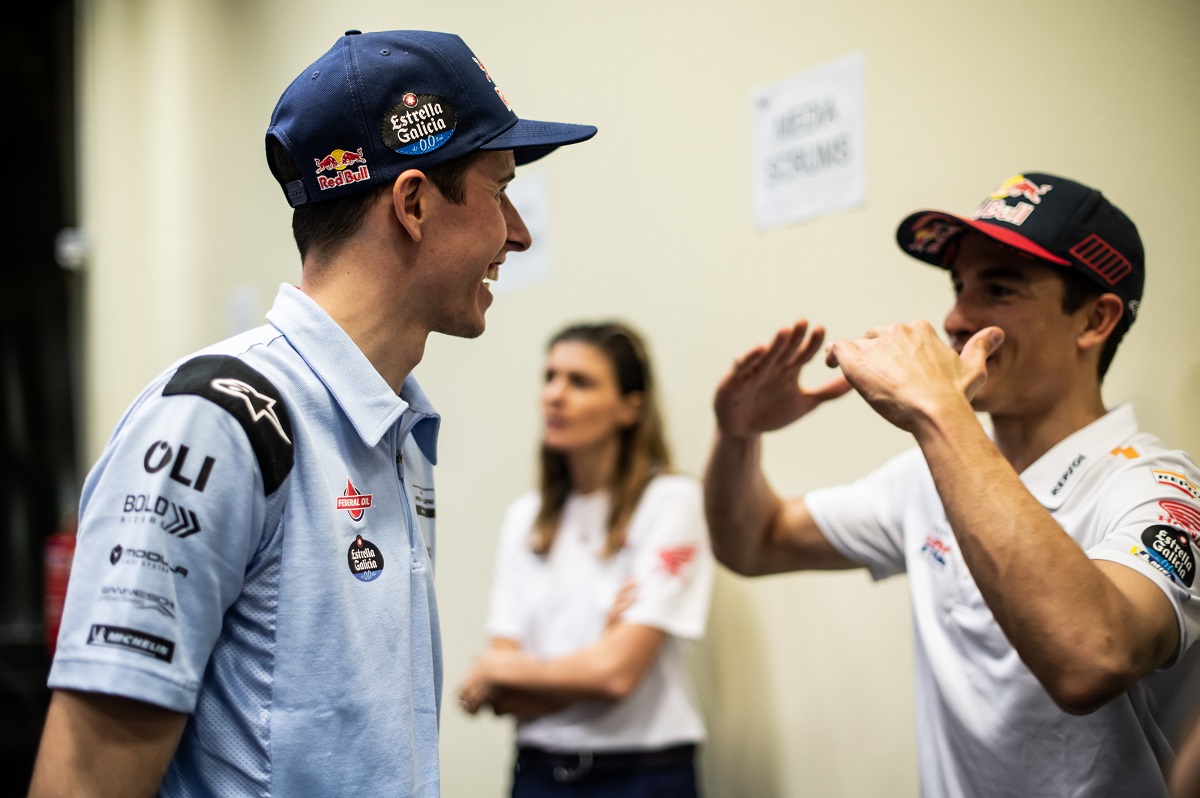Hasil Lengkap & Klasemen MotoGP Usai Marc Marquez Menangkan Sprint Race Argentina 2025 Hasil Lengkap & Klasemen MotoGP Usai Marc Marquez Menangkan Sprint Race Argentina 2025