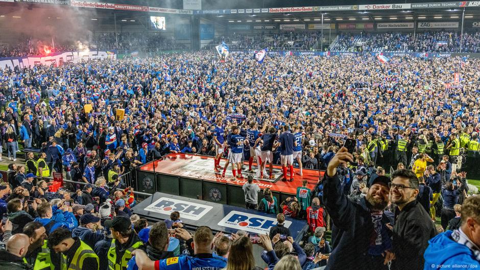 Holstein Kiel's First Bundesliga Season: A Post-Mortem Holstein Kiel's First Bundesliga Season: A Post-Mortem