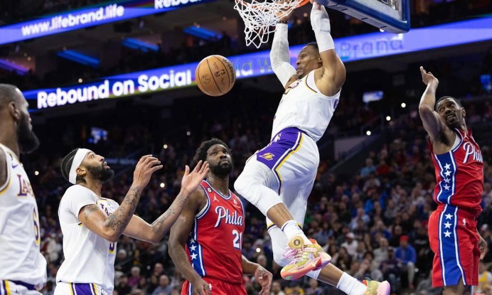 How To Watch The Warriors Vs. Hornets Game On March 3rd: TV & Live Stream How To Watch The Warriors Vs. Hornets Game On March 3rd: TV & Live Stream