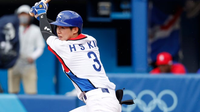 Hyeseong Kim Makes MLB Debut With Los Angeles Dodgers Hyeseong Kim Makes MLB Debut With Los Angeles Dodgers