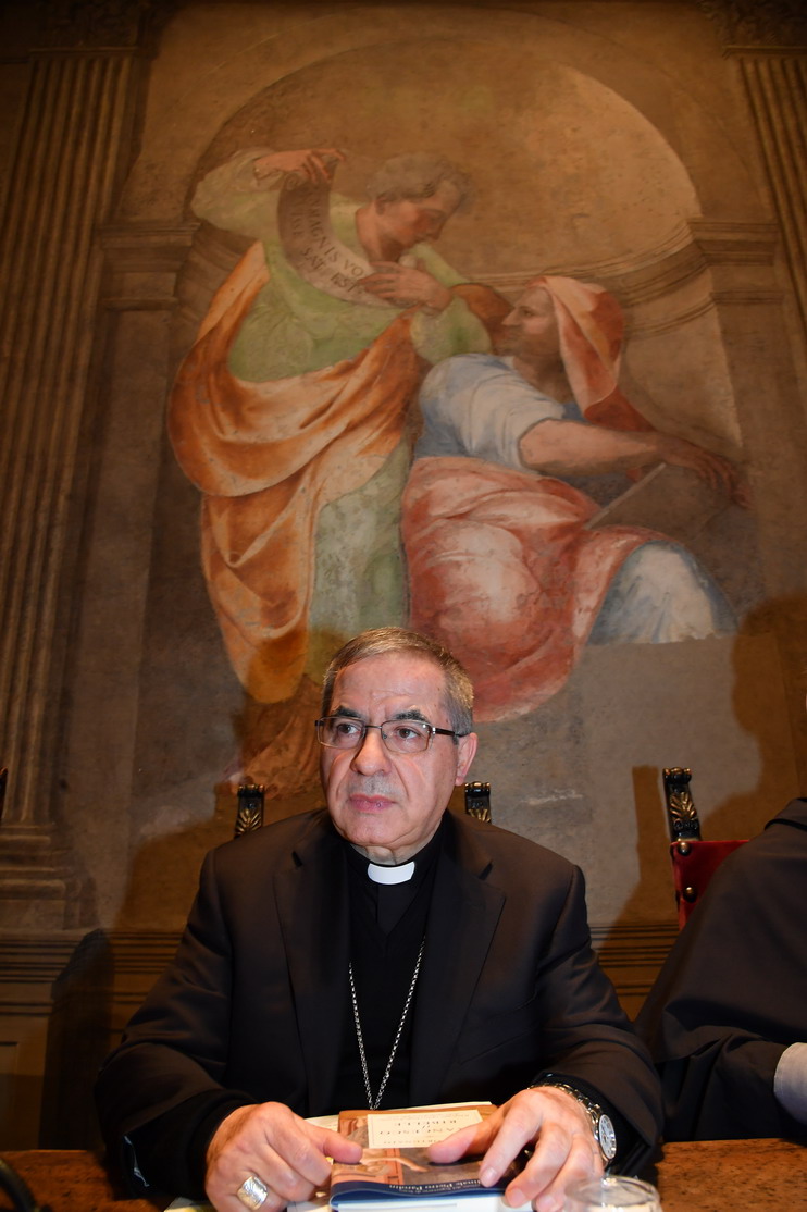 Il Futuro Del Cardinale Becciu: Papa Francesco Smentisce Le Voci Di Dimissioni Il Futuro Del Cardinale Becciu: Papa Francesco Smentisce Le Voci Di Dimissioni