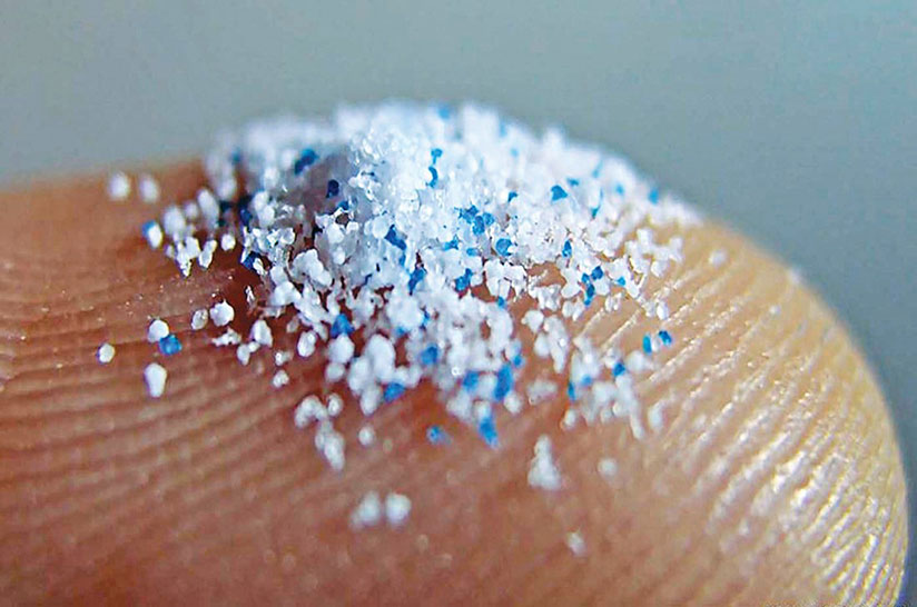 Il Problema Delle Microplastiche Nell'acqua: Quali Fonti Sono Più Contaminate? Il Problema Delle Microplastiche Nell'acqua: Quali Fonti Sono Più Contaminate?